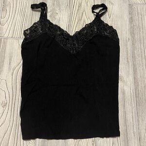 🌺 Chico’s Lace-Edged Cami Top Size 1